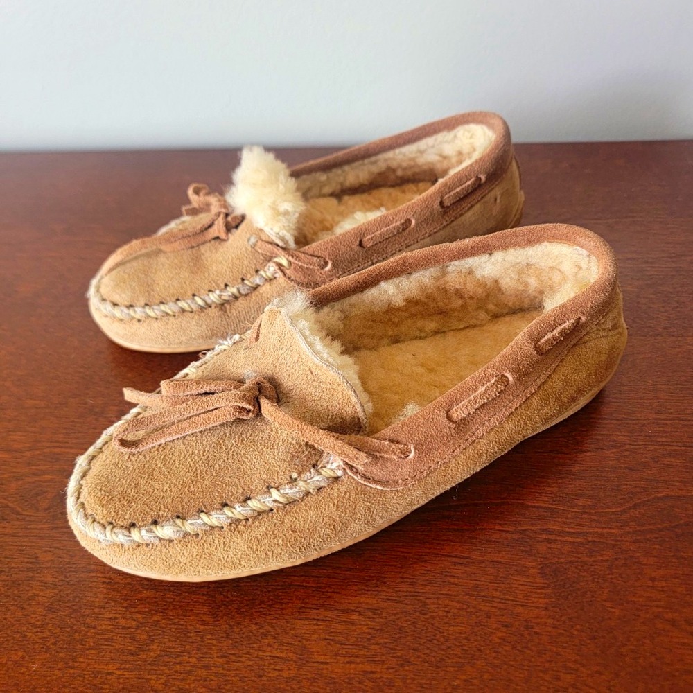 Minnetonka Women's 6 Tan Suede Faux Fur Lined Moccasin Slipper Slip On Tilia